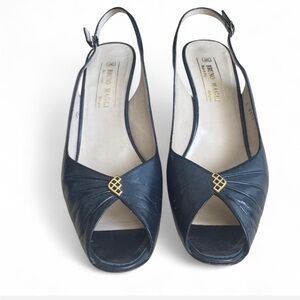 Vintage Bruno Magli Navy Kitten Heels – Size 9.5 (Fit 9)